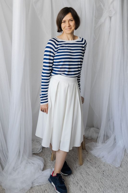 Spring and Fall Non iron skirt